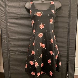 4/$40 H&M Divided Dress